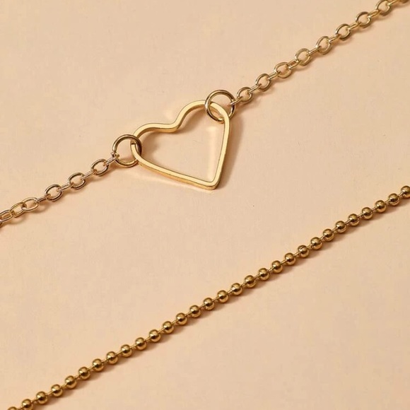 💕3/$30 2pc hollow heart bracelet - Picture 3 of 3